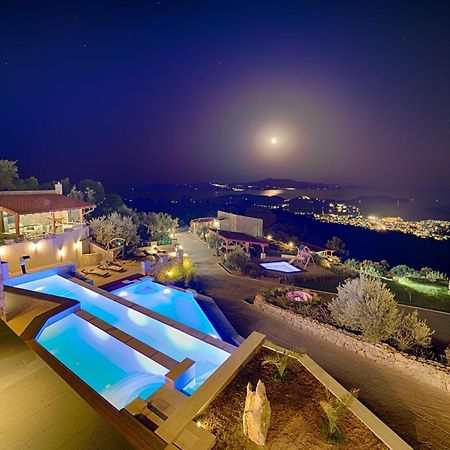 Sky Sea Resort & Villas 메갈리 아모스 외부 사진