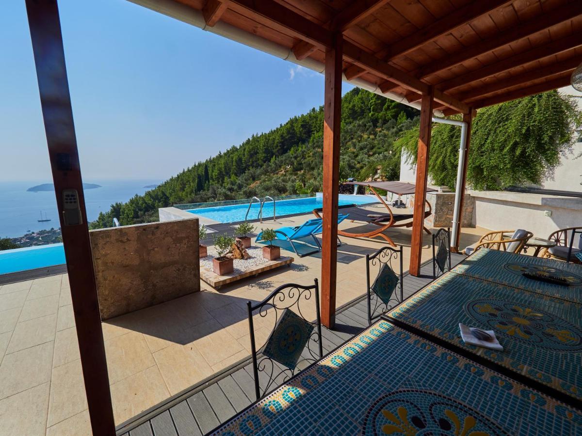 Sky Sea Resort & Villas 메갈리 아모스 외부 사진