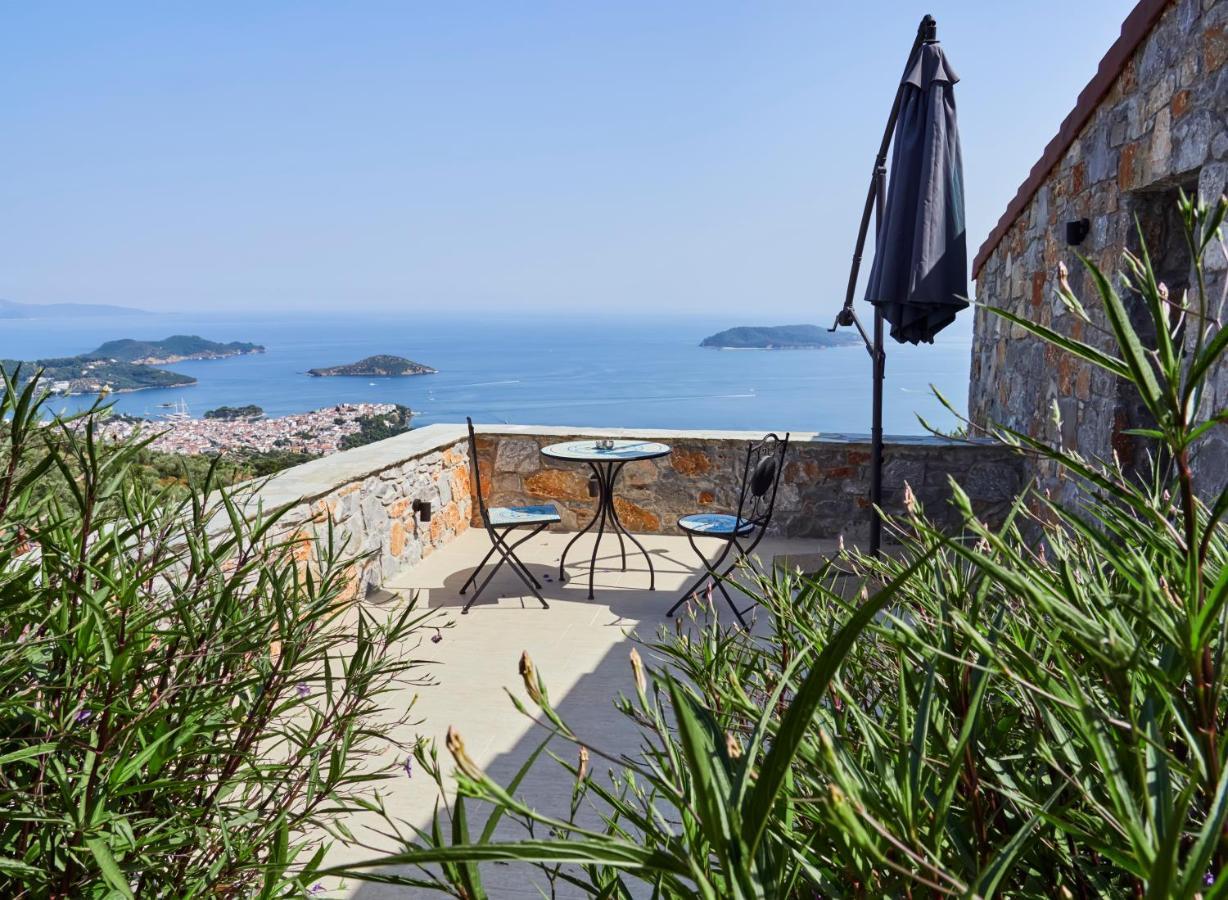 Sky Sea Resort & Villas 메갈리 아모스 외부 사진