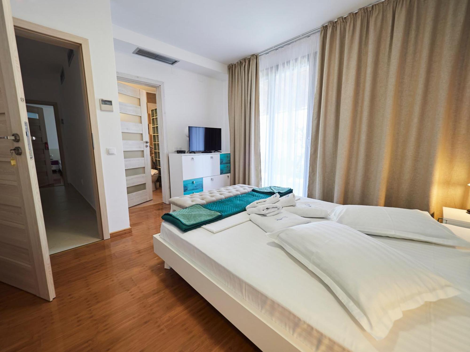Sky Sea Resort & Villas 메갈리 아모스 외부 사진