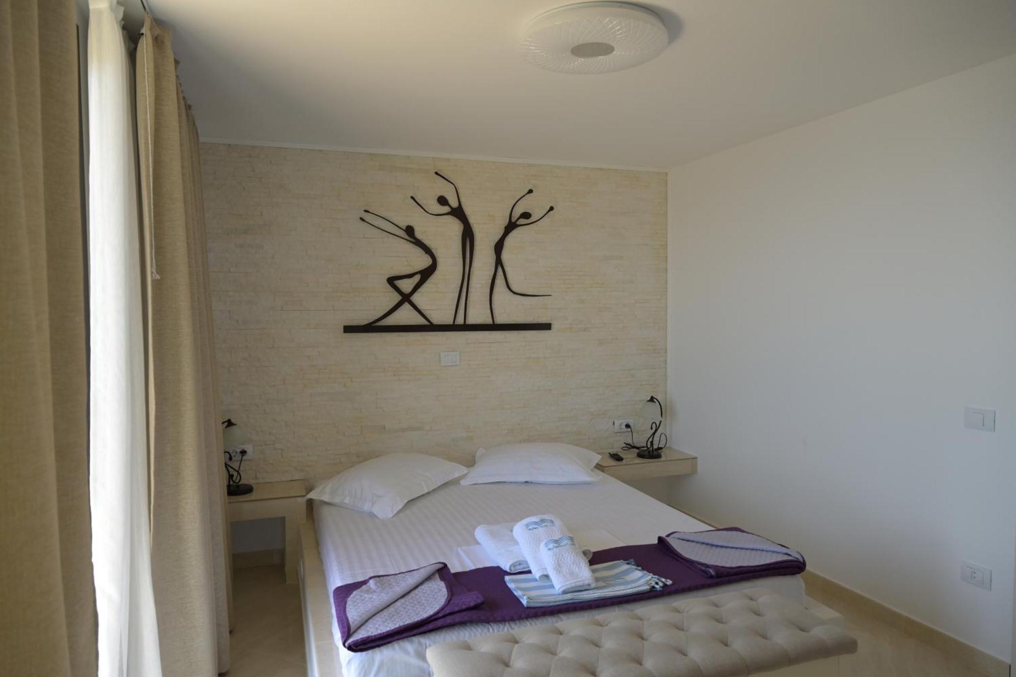 Sky Sea Resort & Villas 메갈리 아모스 외부 사진
